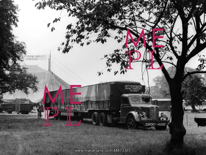 : BERTRAM MILLS LORRY : BERTRAM MILLS LORRY