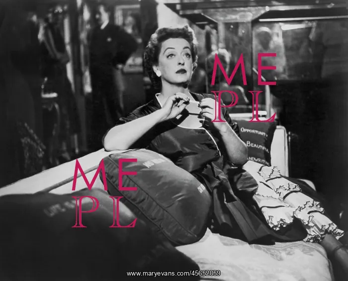 : Bette Davis - Actress : Bette Davis - Actress