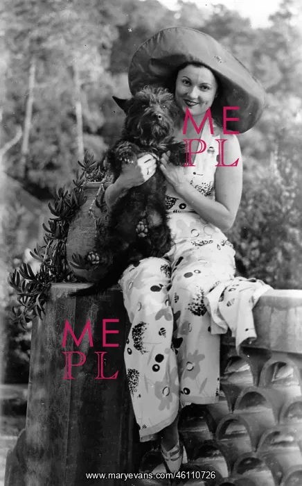 : Betty Compton : Betty Compton