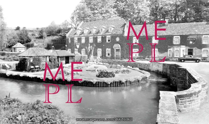  : Bibury, Swan Hotel c1960