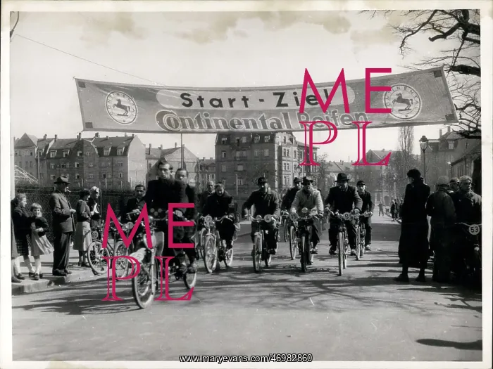  : Bicycles - Cycling