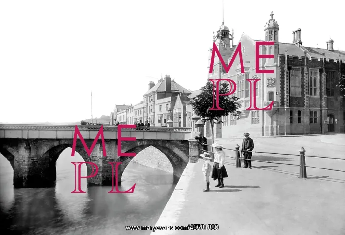  : Bideford, Bridge and Free Library 1906
