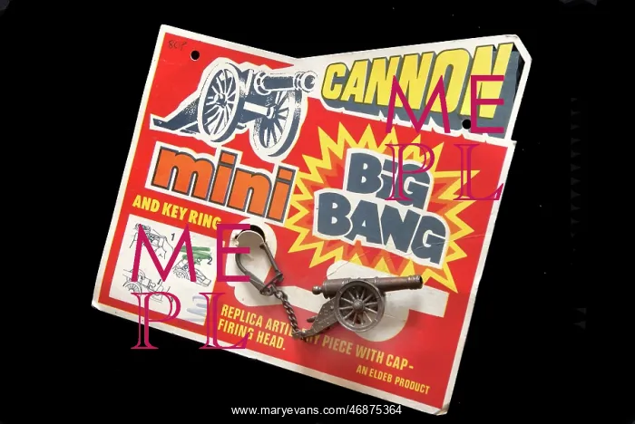 : Big Bang Cannon and keyring : Big Bang Cannon and keyring