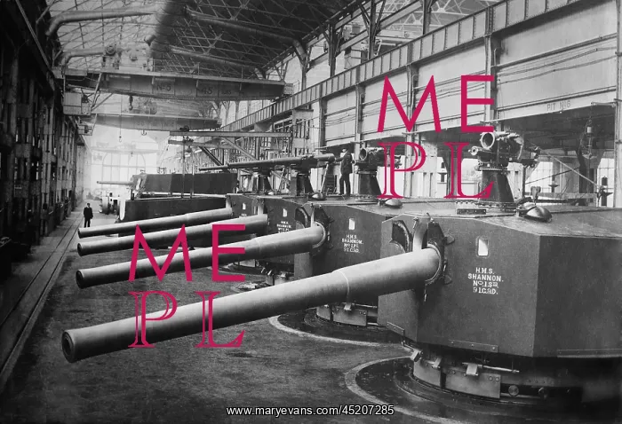 : Big guns (7.5 inch naval gun turrets with ? : Big guns (7.5 inch naval gun turrets with ?