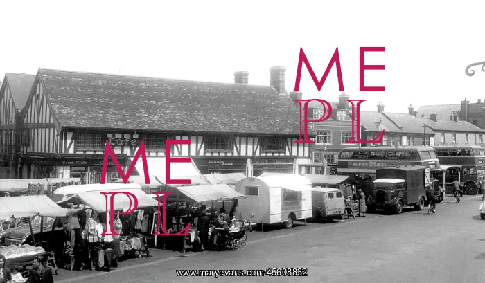  : Biggleswade, Market Square c1955