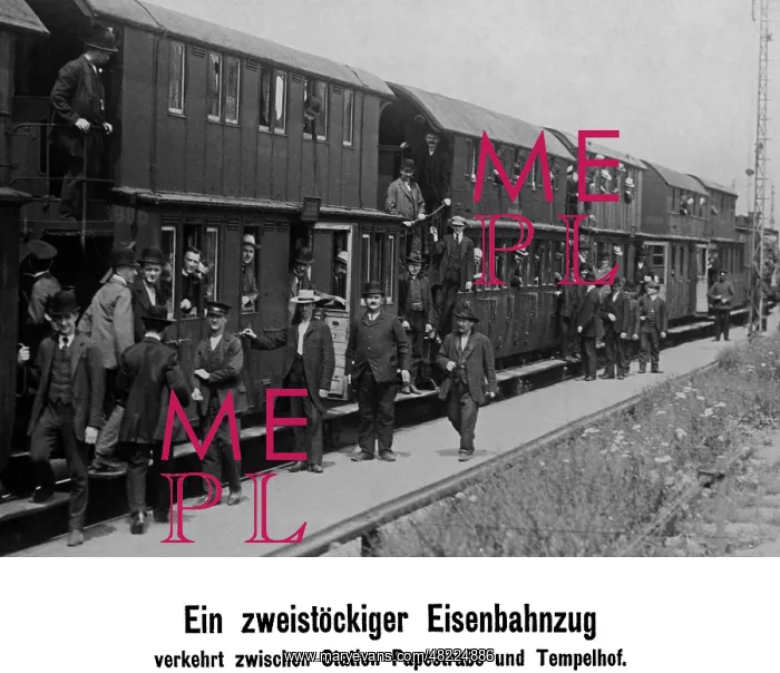 : Bilevel rail car, 1912 : Bilevel rail car, 1912