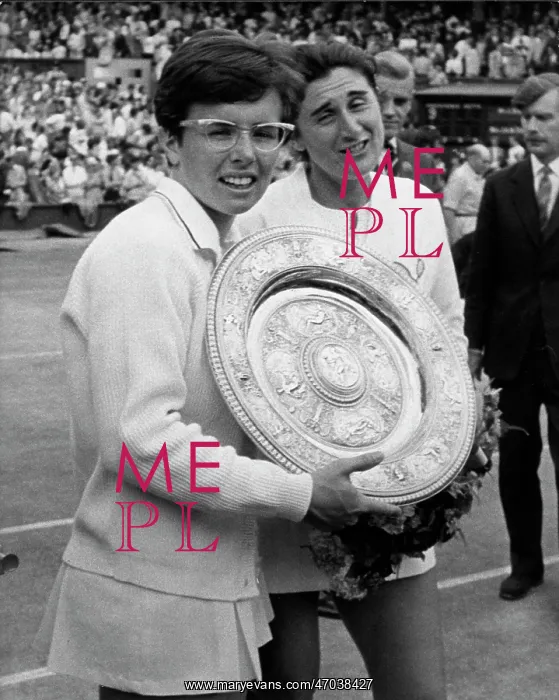 : Billie Jean King with trophy at Wimbledon : Billie Jean King with trophy at Wimbledon