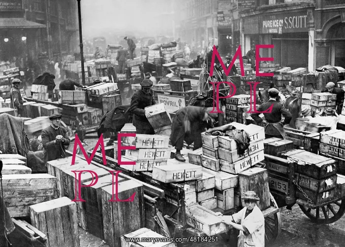 : Billingsgate Fish Market, 1934 : Billingsgate Fish Market, 1934