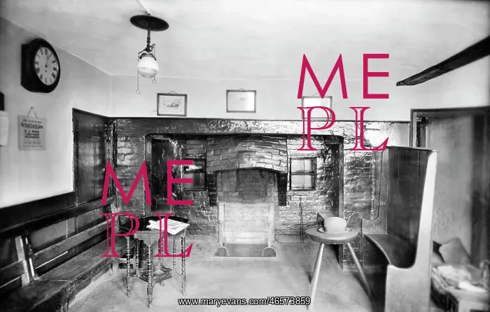  : Billingshurst, Ye Olde Six Bells, an Old Fireplace 1923
