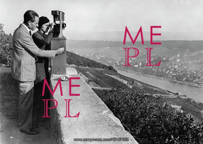 : A binocular machine in the Moselle : A binocular machine in the Moselle