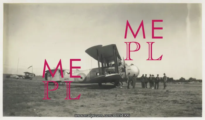 : Biplane bomber converted for passenger use, Middle East : Biplane bomber converted for passenger use, Middle East