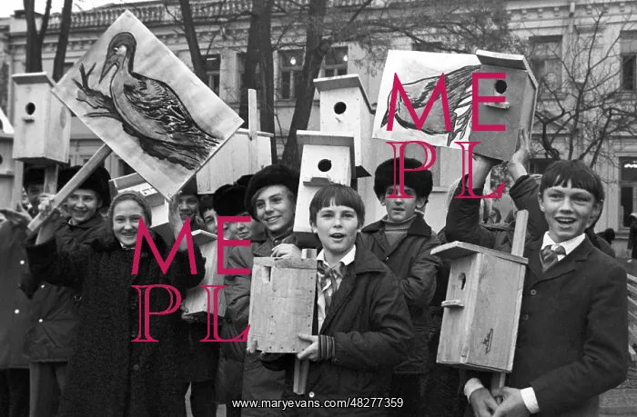 : Bird Day in Grozny, 1976 : Bird Day in Grozny, 1976