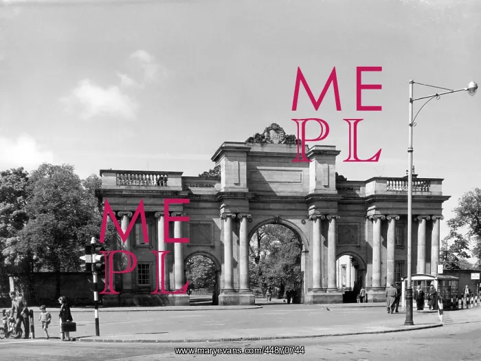 : BIRKENHEAD PARK GATEWAY : BIRKENHEAD PARK GATEWAY