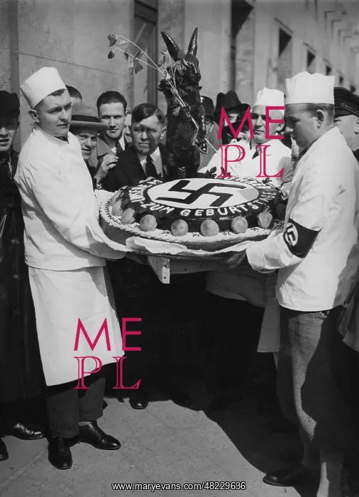: Birthday cake for Adolf Hitler, 1935 : Birthday cake for Adolf Hitler, 1935