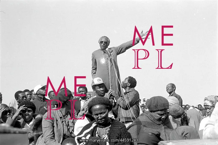 : Bishop Desmond Tutu speaking against necklacing : Bishop Desmond Tutu speaking against necklacing
