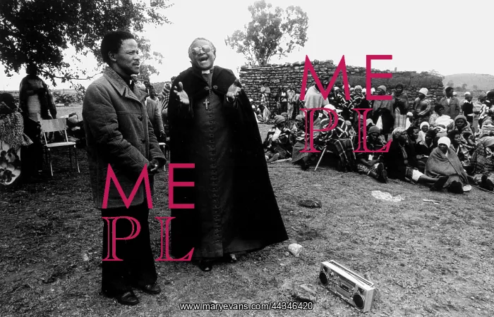 : Bishop Tutu addresses the community : Bishop Tutu addresses the community