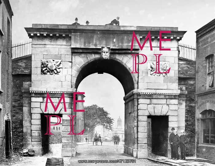  : Bishops Gate, Londonderry, Ireland