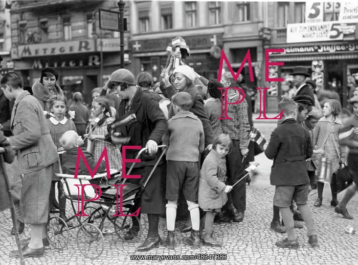 : Bismarck Youth distributing black-white-red flags, 1932 : Bismarck Youth distributing black-white-red flags, 1932