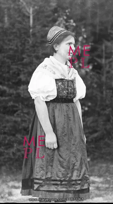 : BLACK FOREST GIRL : BLACK FOREST GIRL