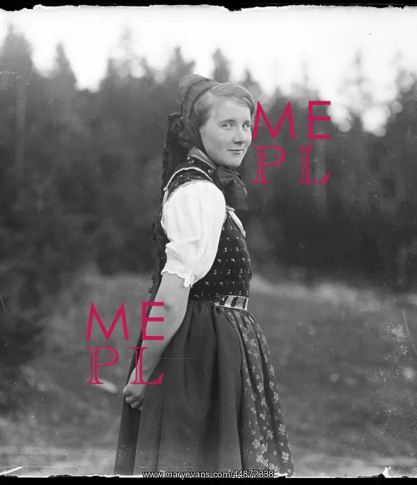 : BLACK FOREST GIRL : BLACK FOREST GIRL