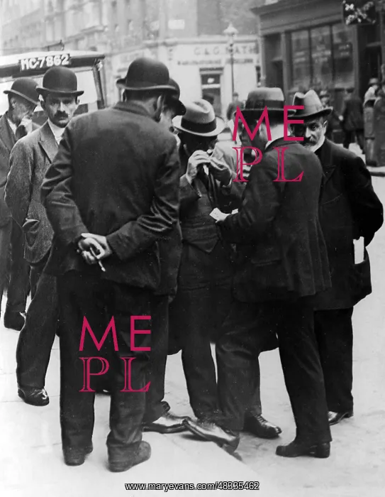 : Black market in Berlin, 1920 : Black market in Berlin, 1920