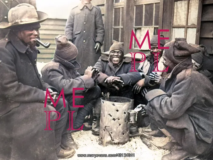 : Black soldiers keeping warm, Western Front, France, WW1 : Black soldiers keeping warm, Western Front, France, WW1