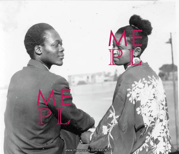 : Black and white portrait of Dolly Rathebe and : Black and white portrait of Dolly Rathebe and