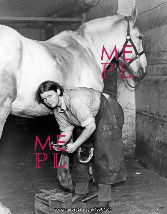 : Blacksmith in New York City, 1935 : Blacksmith in New York City, 1935