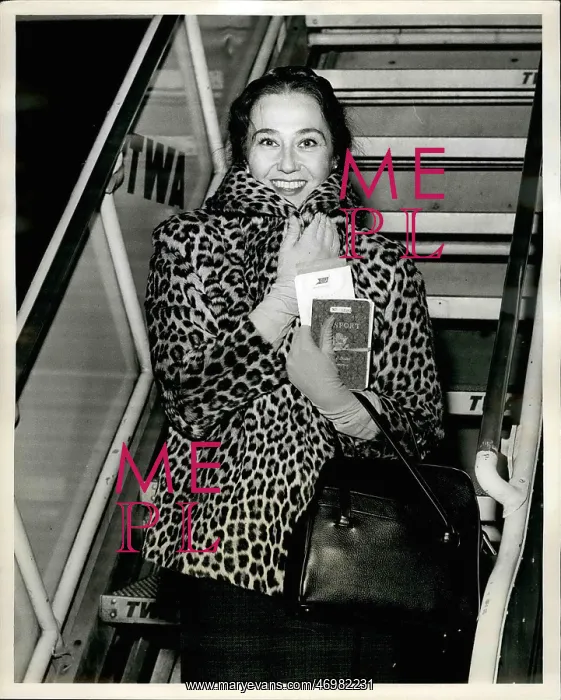 : Blanche Thebom, American opera singer, going on tour : Blanche Thebom, American opera singer, going on tour