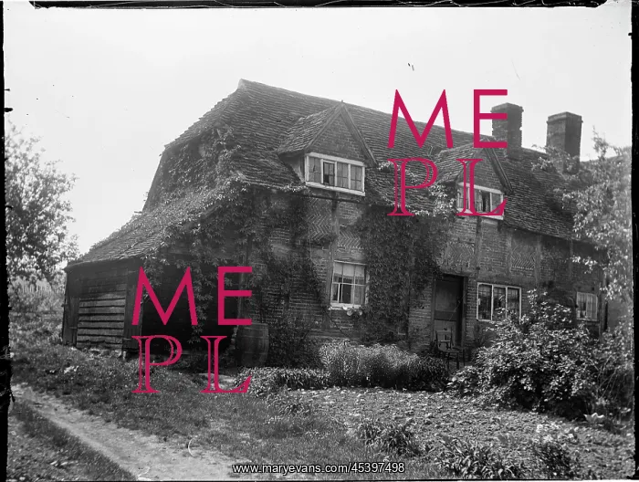 : BLEDLOW, BLEDLOW-CUM-SAUNDERTON, WYCOMBE, BUCKINGHAMSHIRE : BLEDLOW, BLEDLOW-CUM-SAUNDERTON, WYCOMBE, BUCKINGHAMSHIRE