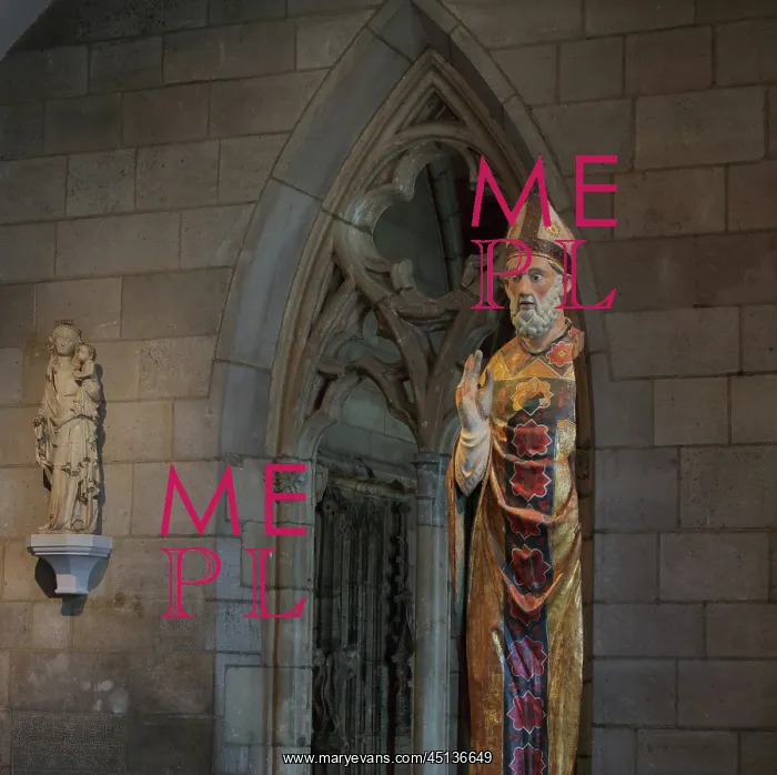 : Blessing Bishop statue, The Met Cloisters, New York, USA : Blessing Bishop statue, The Met Cloisters, New York, USA