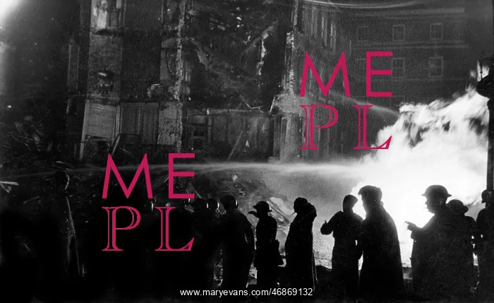 : Blitz in London -- Old Compton Street, WW2 : Blitz in London -- Old Compton Street, WW2