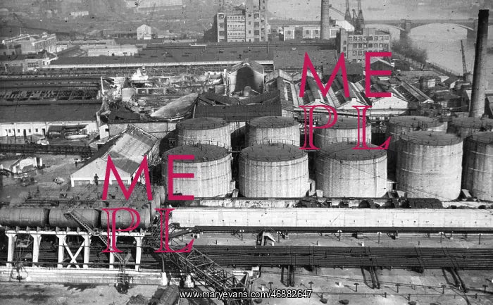 : Blitz in London - Shell Mex, Fulham, WW2 : Blitz in London - Shell Mex, Fulham, WW2