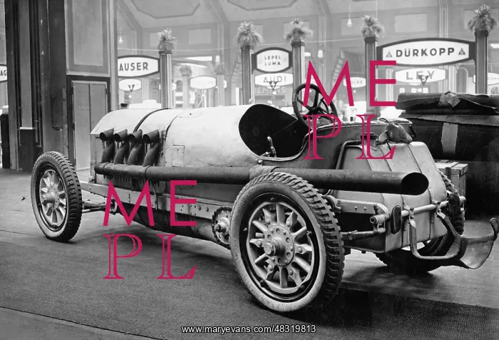 : The Blitzen-Benz of 1909 at the IAA, 1926 : The Blitzen-Benz of 1909 at the IAA, 1926