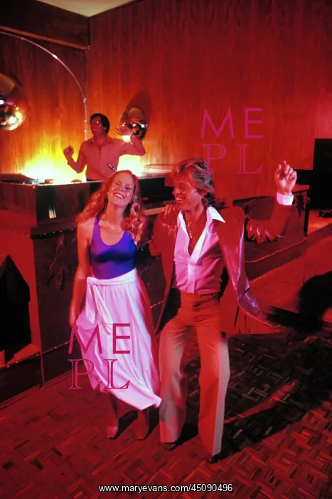 : Blonde Couple on Disco Dance Floor Doing the Hustle : Blonde Couple on Disco Dance Floor Doing the Hustle