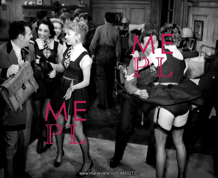 : Blue Murder At St. Trinian'S (1957) : Blue Murder At St. Trinian'S (1957)