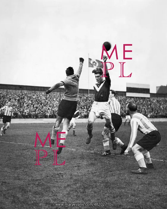: Blue-White Berlin versus Munich 1860, 1938 : Blue-White Berlin versus Munich 1860, 1938