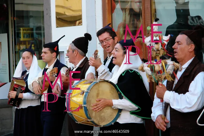 : Boa Nova group, Funchal, Madeira : Boa Nova group, Funchal, Madeira
