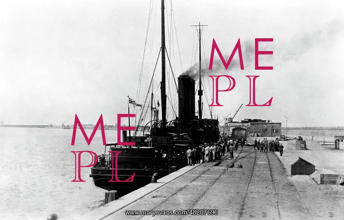 : Boading of a English ship in World War I : Boading of a English ship in World War I