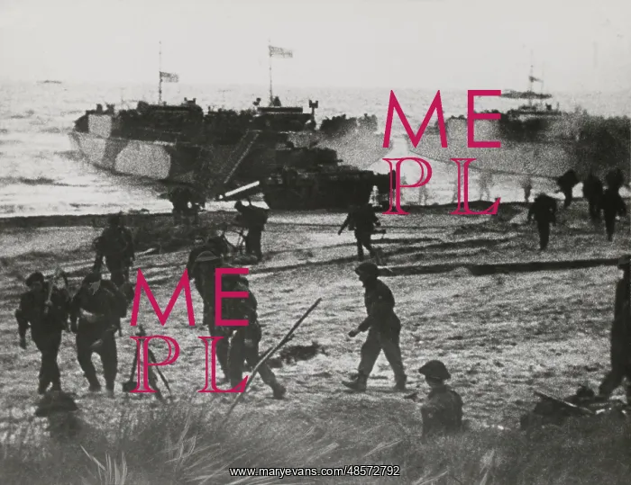 : On board landing craft - D-Day - WW2 : On board landing craft - D-Day - WW2