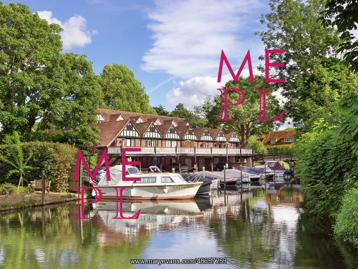 : Boat house by Percy Stone for boat builder Samuel Saunders : Boat house by Percy Stone for boat builder Samuel Saunders