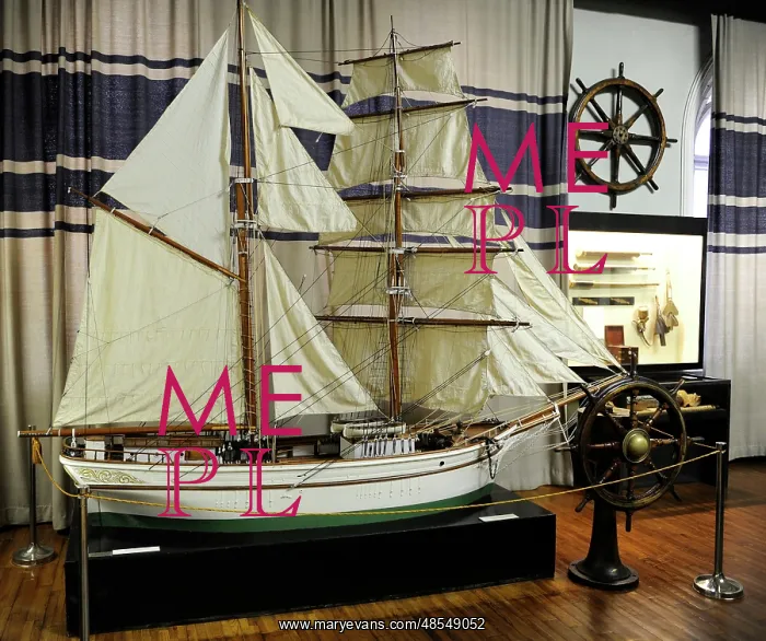: Boat model. Museum of History and Navigation. Inside. Riga : Boat model. Museum of History and Navigation. Inside. Riga