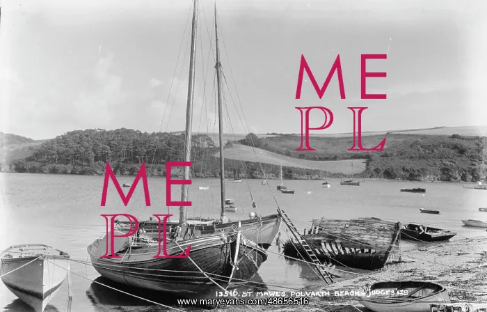 : Boats at Polvarth Beach : Boats at Polvarth Beach