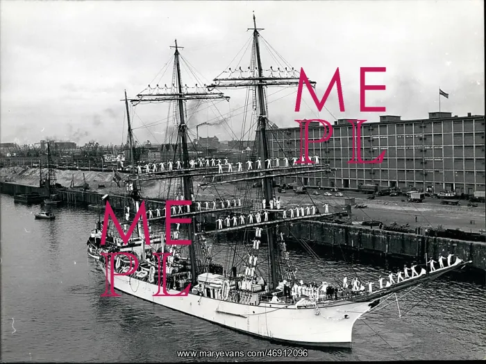  : Boats - Sailing - Ships