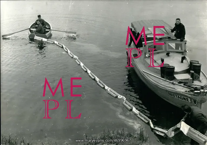  : Boats - Sailing - Ships