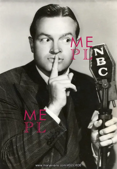  : Bob Hope on-set of his Radio Program, The Pepsodent Show Starring Bob Hope, NBC, 1940