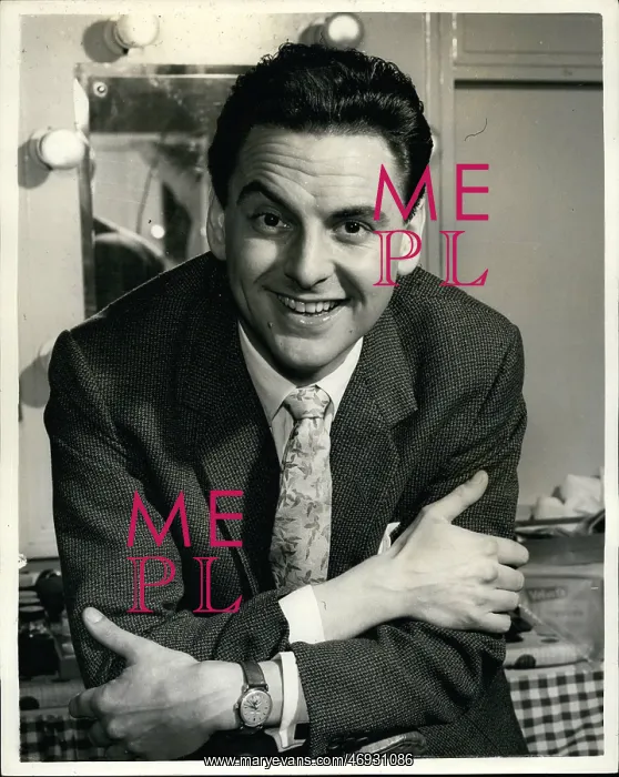 : Bob Monkhouse, TV comedian : Bob Monkhouse, TV comedian