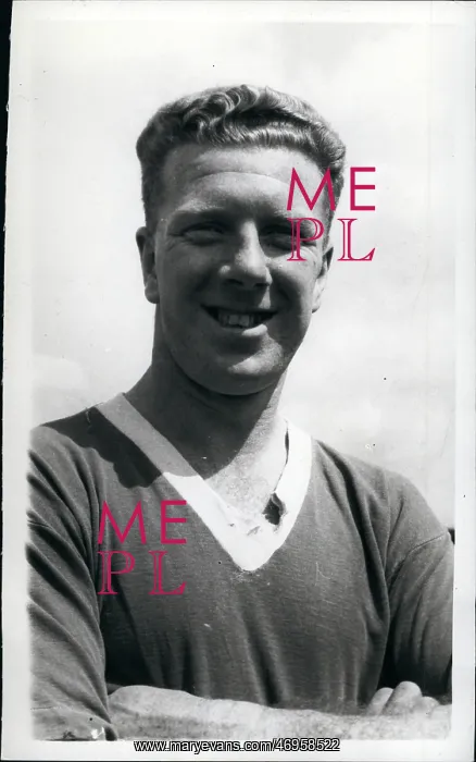 : Bobby Evans, football player, Chelsea centre-half : Bobby Evans, football player, Chelsea centre-half