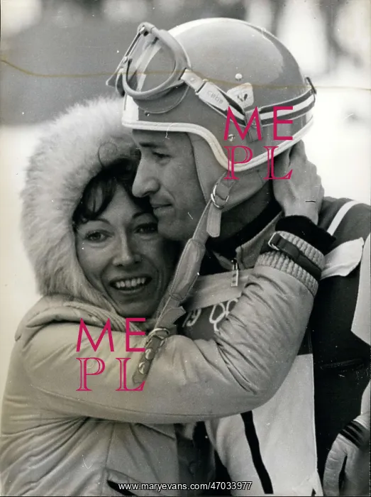 : Bobsledding - Skating - Skiing - Figure Skating : Bobsledding - Skating - Skiing - Figure Skating