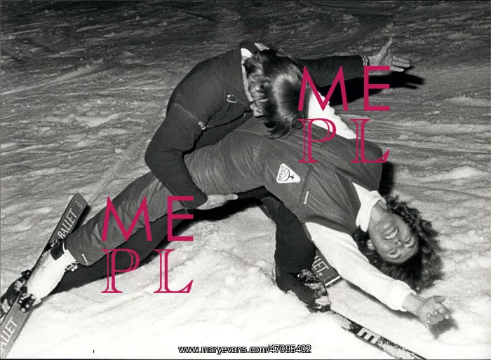 : Bobsledding - Skating - Skiing - Figure Skating : Bobsledding - Skating - Skiing - Figure Skating